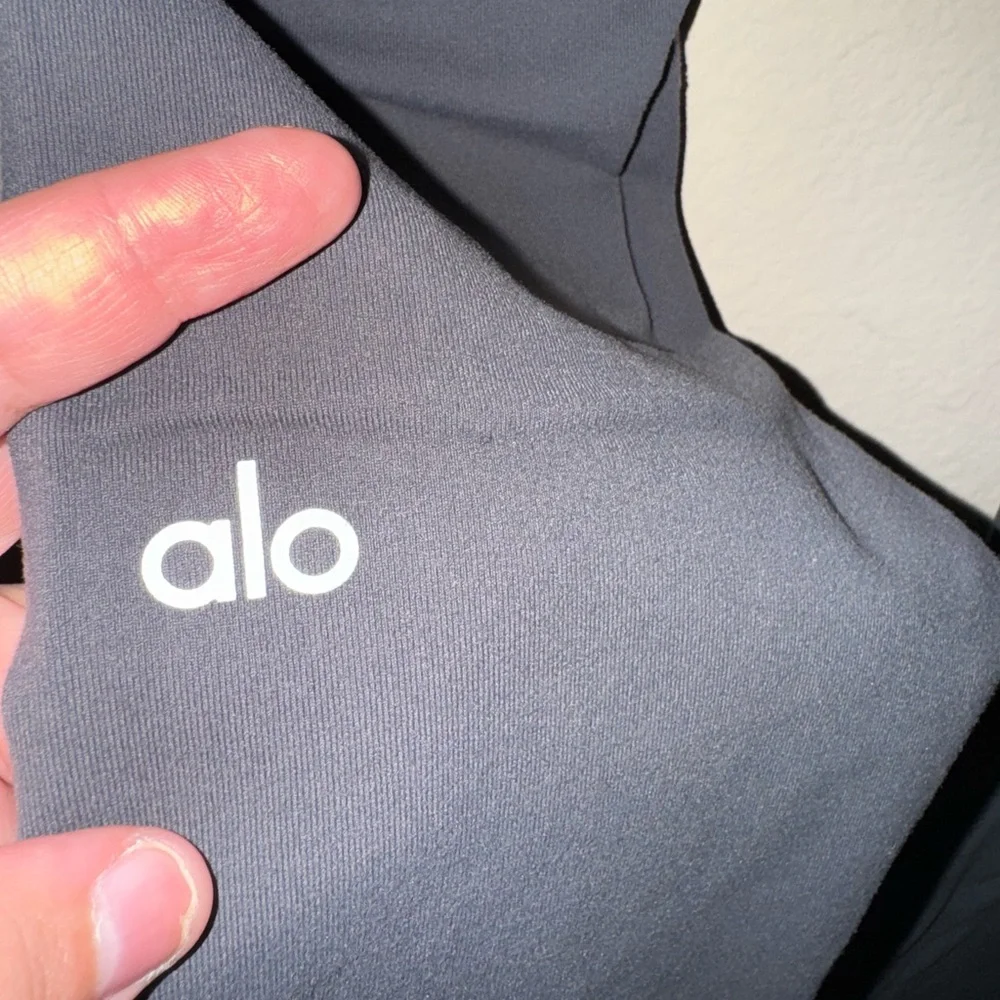Women’s Alo Large Anthracite Outfit